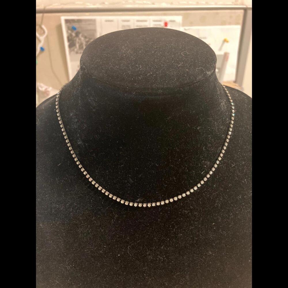 Delicate Charming Mini Rhinestone Chain Necklace - Picture 2 of 9